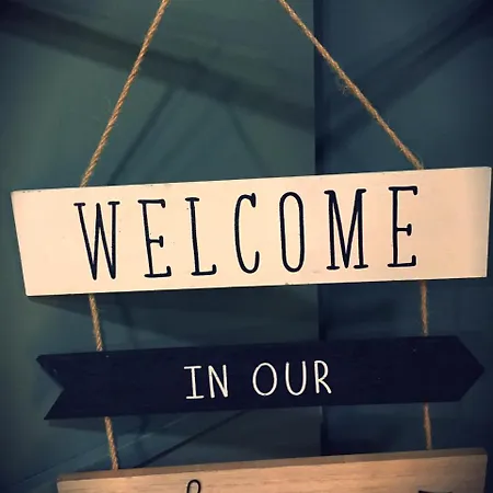 ベッド・アンド・ブレックファスト Eterna 4*